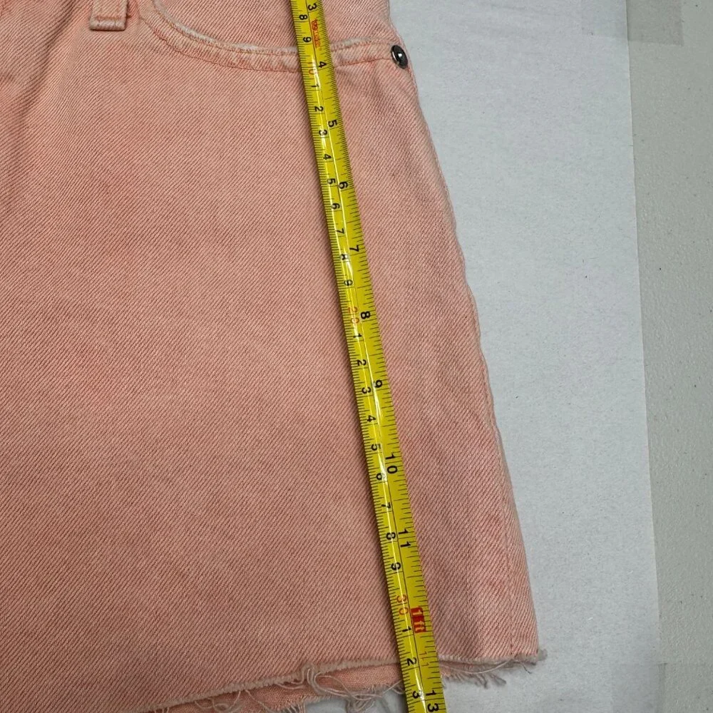 NEW AG Alexxis High-Rise Wedgie Cut Off Shorts Womens 100% Cotton, Size 26 - Picture 8 of 9